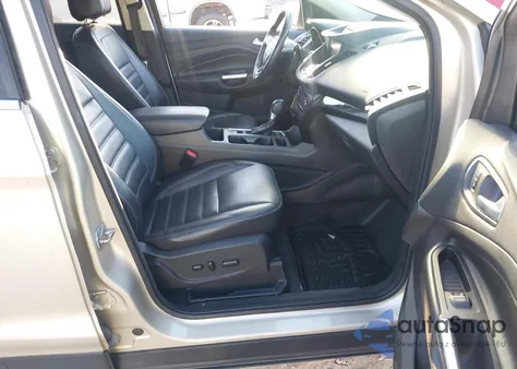 2017 Ford Escape Titanium from USA, damaged, VIN 1FMCU0JD5HUC33262